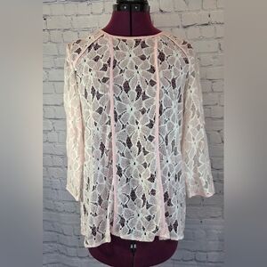 DE Collection Lace Blouse in White and Pink